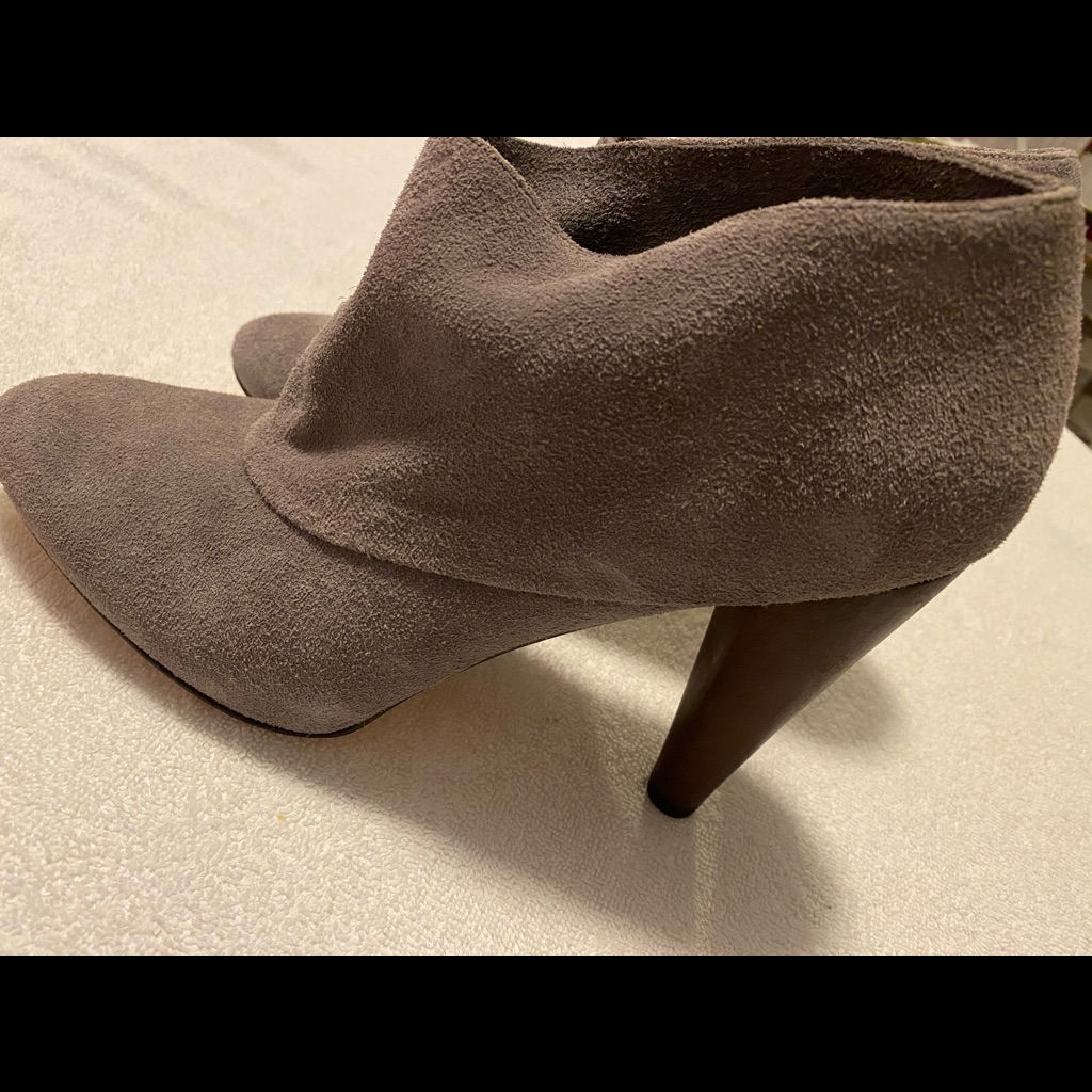 Brand New Trendy Heels By Cole Haan Box 60 Brand New Trendy Heels By Cole Haan Box 60